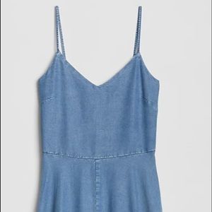 Brand NWT GAP Denim Cami Dress Fit & Flare, Size S